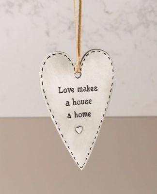 מתלה LOVE MAKES A HOUSE A HOME