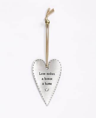 מתלה LOVE MAKES A HOUSE A HOME