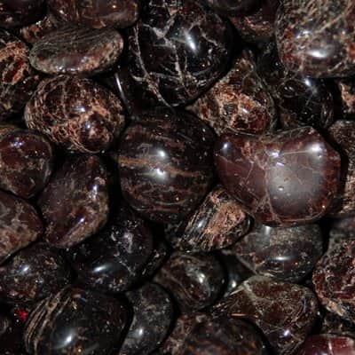 אבן גראנט (נופך) - אבן "ההתחייבות" , מעוררת , מחזקת ויוצרת שינוי למטרות השונות בחיים