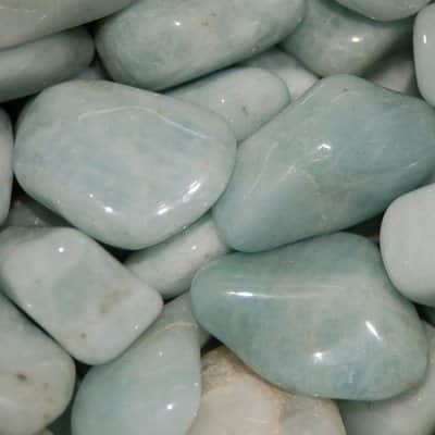 אבן אקוומרין (תרשיש) - רוגע , שלווה וזרימה בחיים