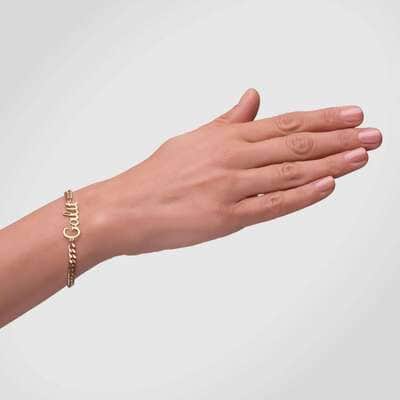 צמיד גורמט בחיתוך שם קלאסי