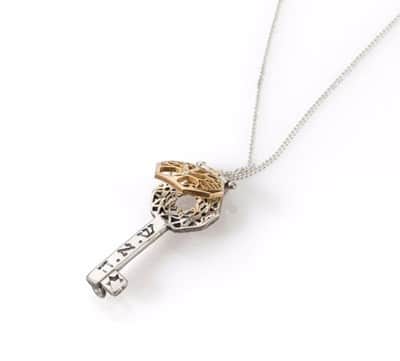 תליון "עץ החיים"