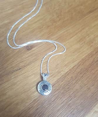 תליון "אנא בכח" עדין מכסף משובץ אבן  (לבחירה)