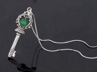 מפתח לשמירה והגנה - מלכית (ירוק כהה)