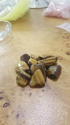 אבן טייגר איי (עין הנמר) - חיזוק האומץ והבטחון עצמי