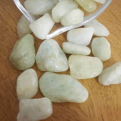 אקוומרין (תרשיש) - רוגע , שלווה וזרימה בחיים