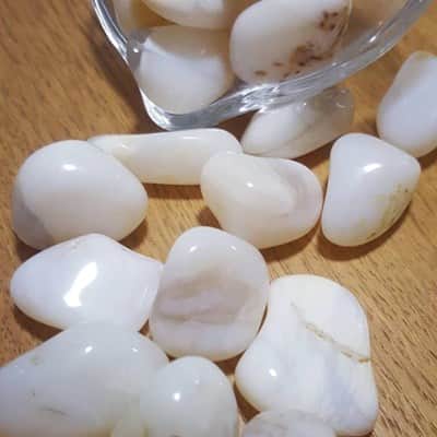 אופל (לבן) - זרימה, אושר , שמחה ואופטימיות