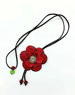 שרשרת פרח מפרוסות טאגווה , אדום