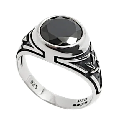 טבעת מגן דוד משובצת אבן אוניקס , כסף